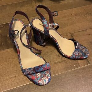 GIANNI BINI Floral Metallic Heels